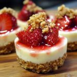 Mini Strawberry Crunch Cheesecake Bites