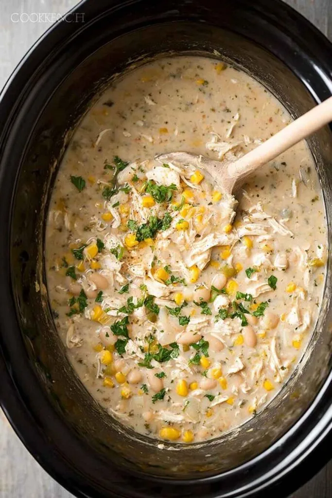 Slow Cooker Creamy White Chicken Chili V1