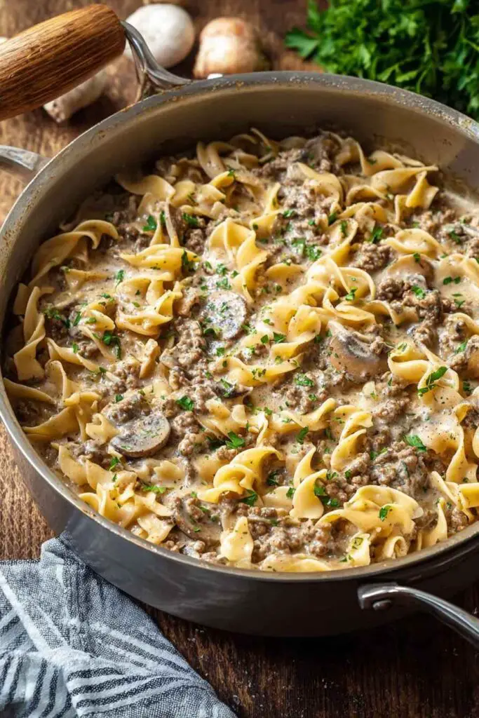 One Pot Ground Beef Stroganoff