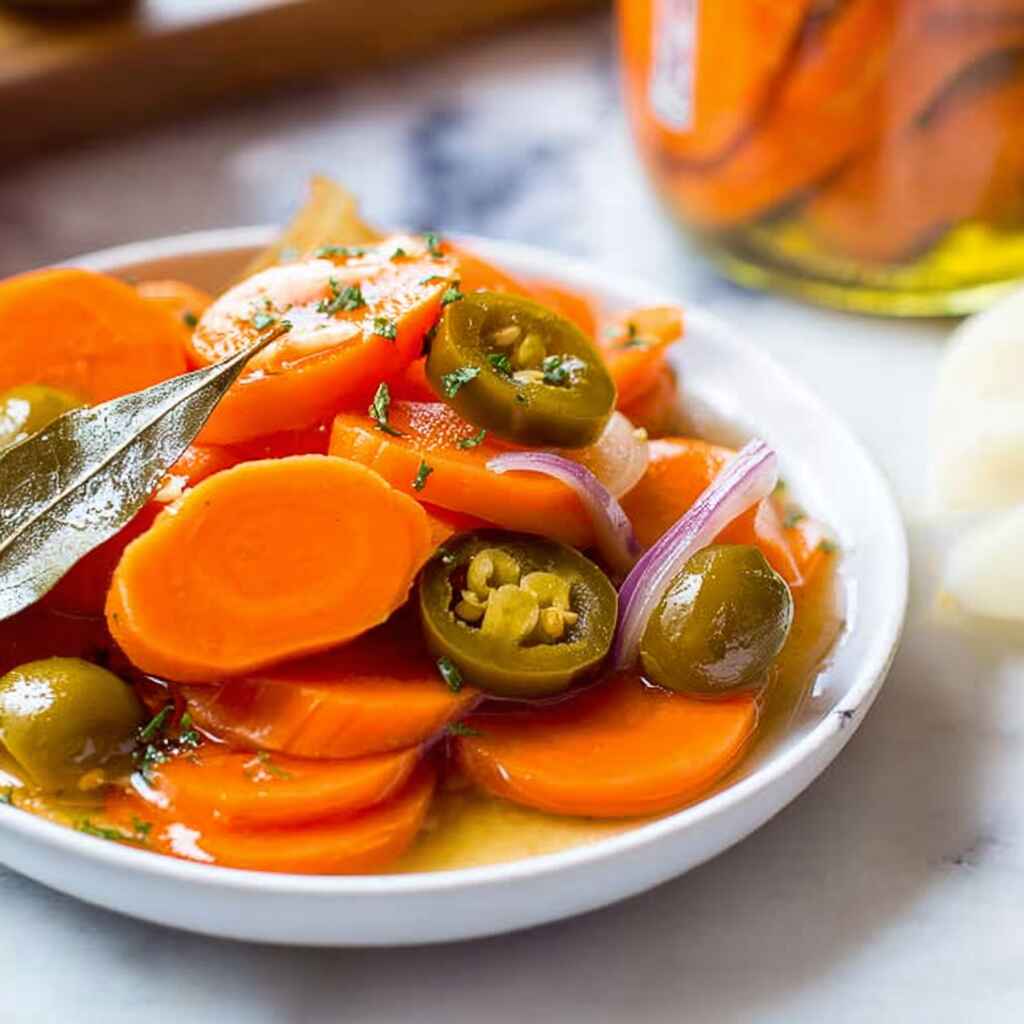 Mexican Pickled Carrots