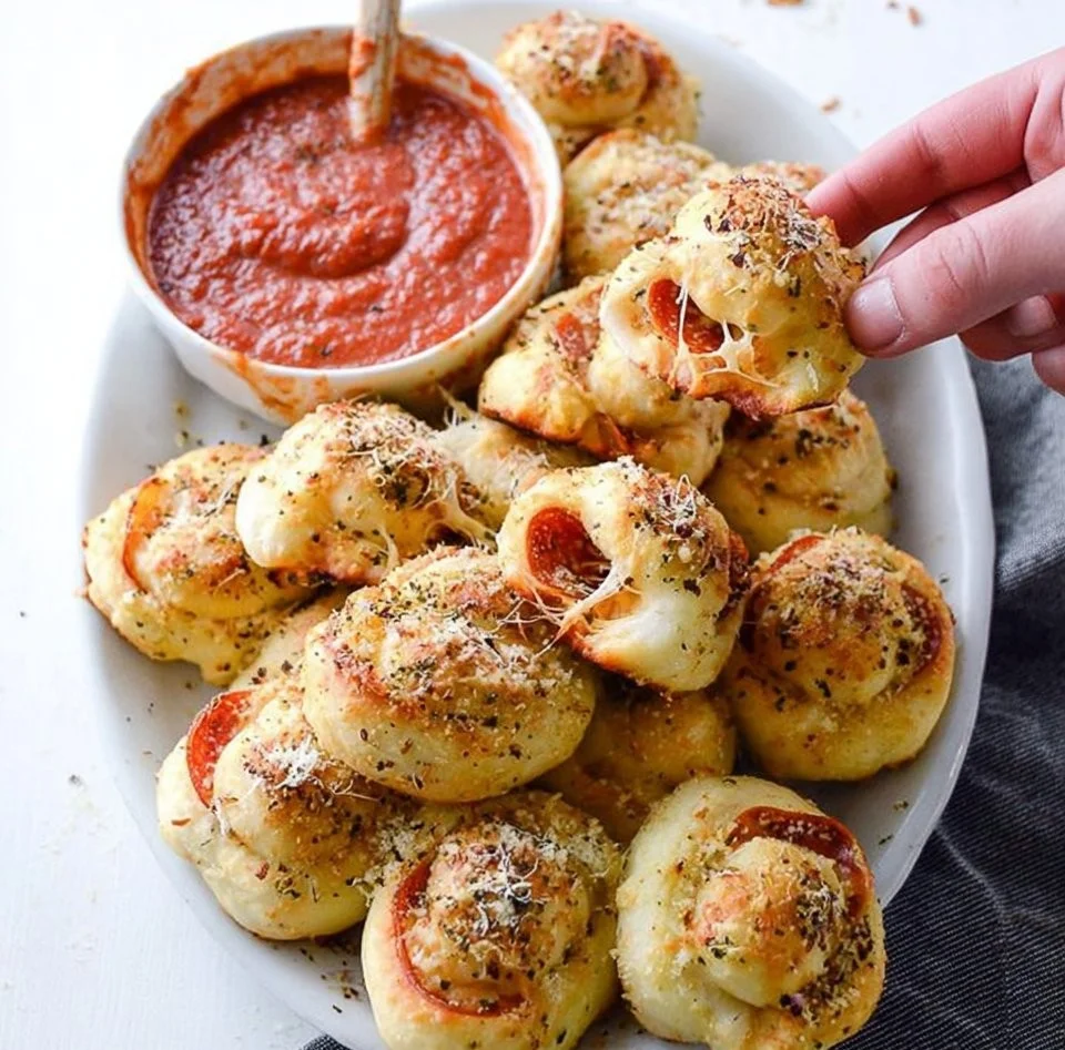 Garlic Butter Pepperoni Pizza Rolls