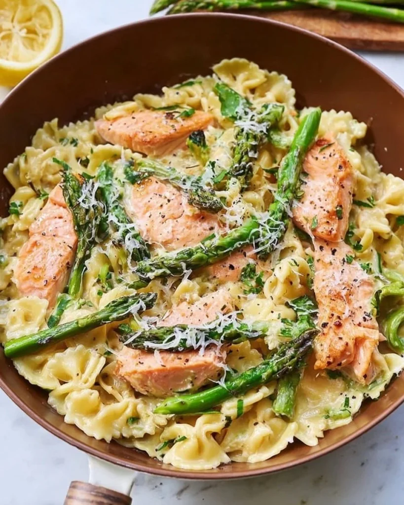 Creamy Salmon Asparagus Pasta 2026 04 03 214722 819x1024 1