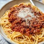 Delicious spaghetti served with rich meat sauce, a classic Italian dish.