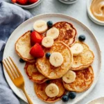 Delicious kid-friendly banana pancakes made with 4 ingredients